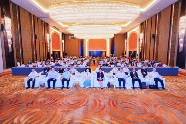 与会人员合影。图片来源:taptap点点官网