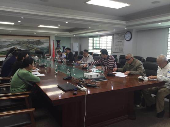 说明: E:\离退休工作部\2019\上网信息\相片\20190109  2018年度党员领导干部民主生活会征求意见座谈会\微信图片_20190110085026.jpg